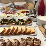 Bed & Breakfast Pietra Pesara 4*