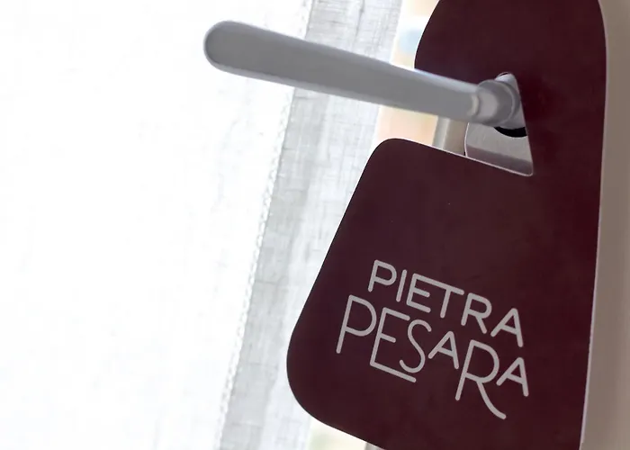 Pietra Pesara 4*