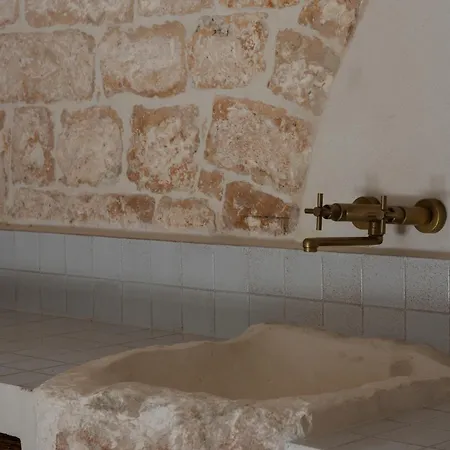 Pietra Pesara 4* Locorotondo