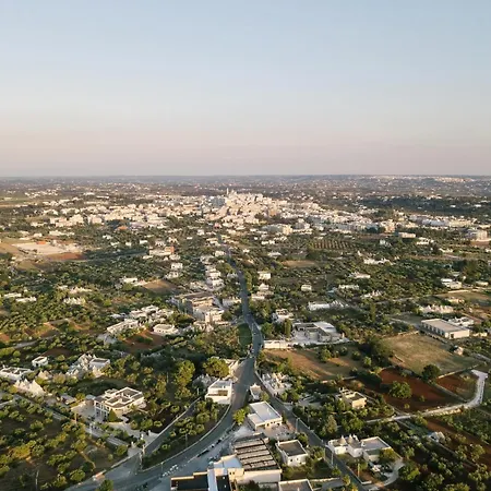 Pietra Pesara Couette-café 4*