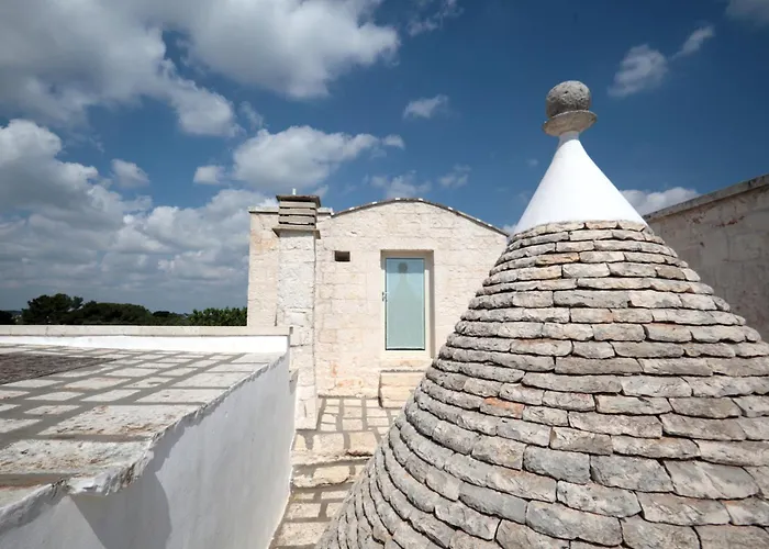 Pietra Pesara Bed & Breakfast 4*