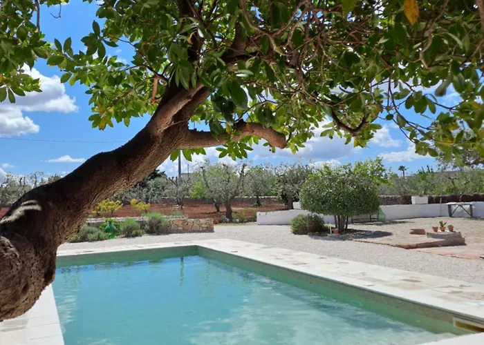 Pietra Pesara Bed & Breakfast 4*